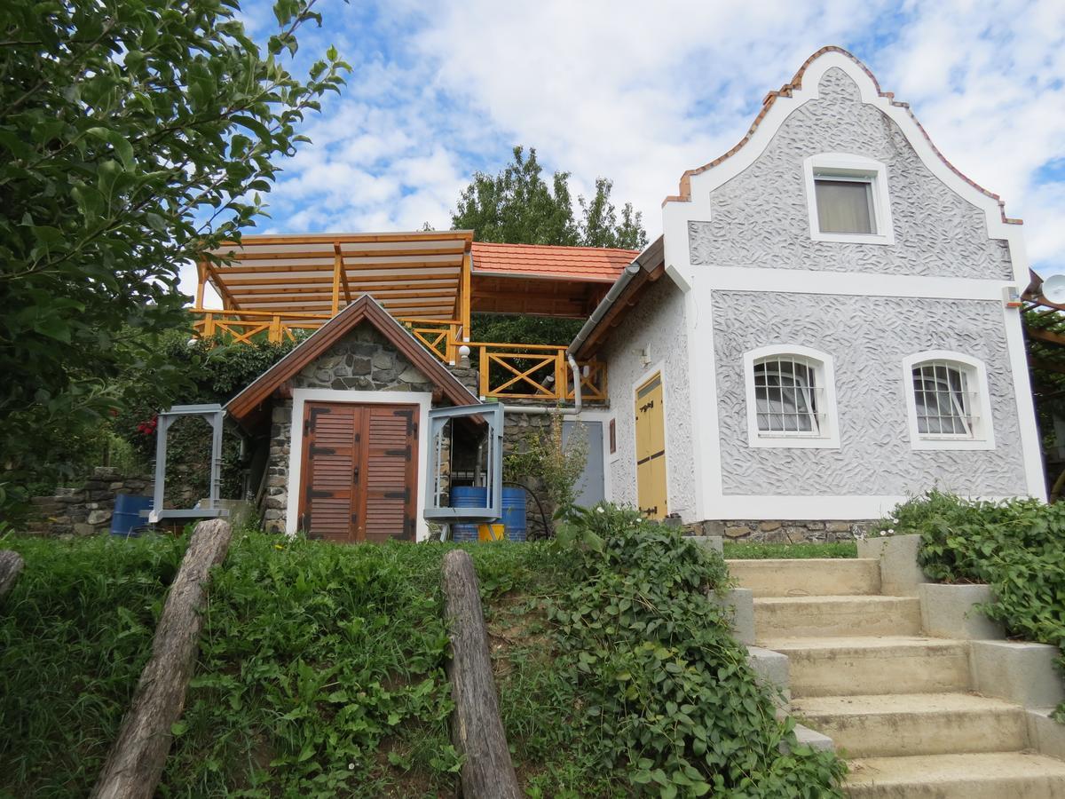 Vulcano Vendégház Kisapati Exterior foto